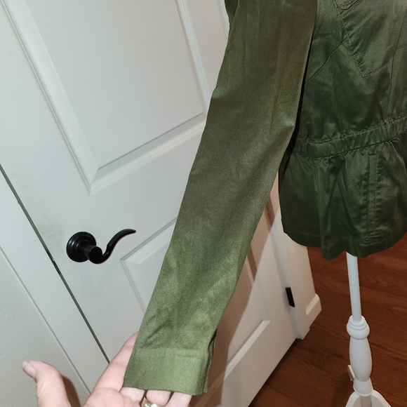 G by Giuliana Utility Jacket Olive Size S Soft Tencel Blend Zip Front Comfort - Picture 2 of 13